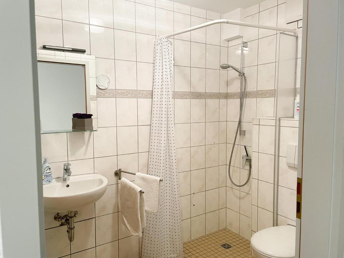 Hotel Ferienzimmer Adalonia Greifswald Exterior foto